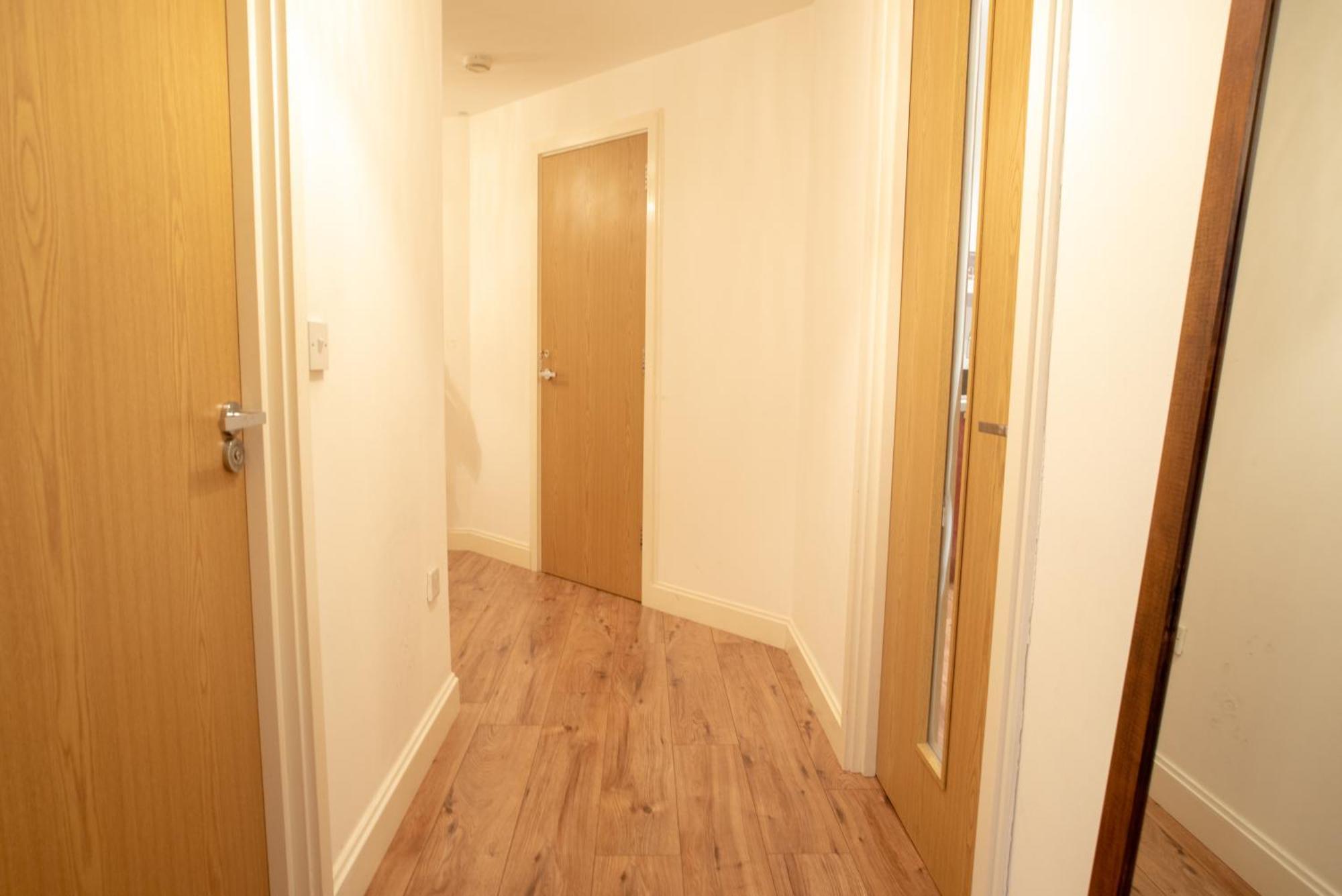 Spacious 1 Bed Apartment With Workspace, Coffee & Free Secure Parking Birmingham Exteriér fotografie