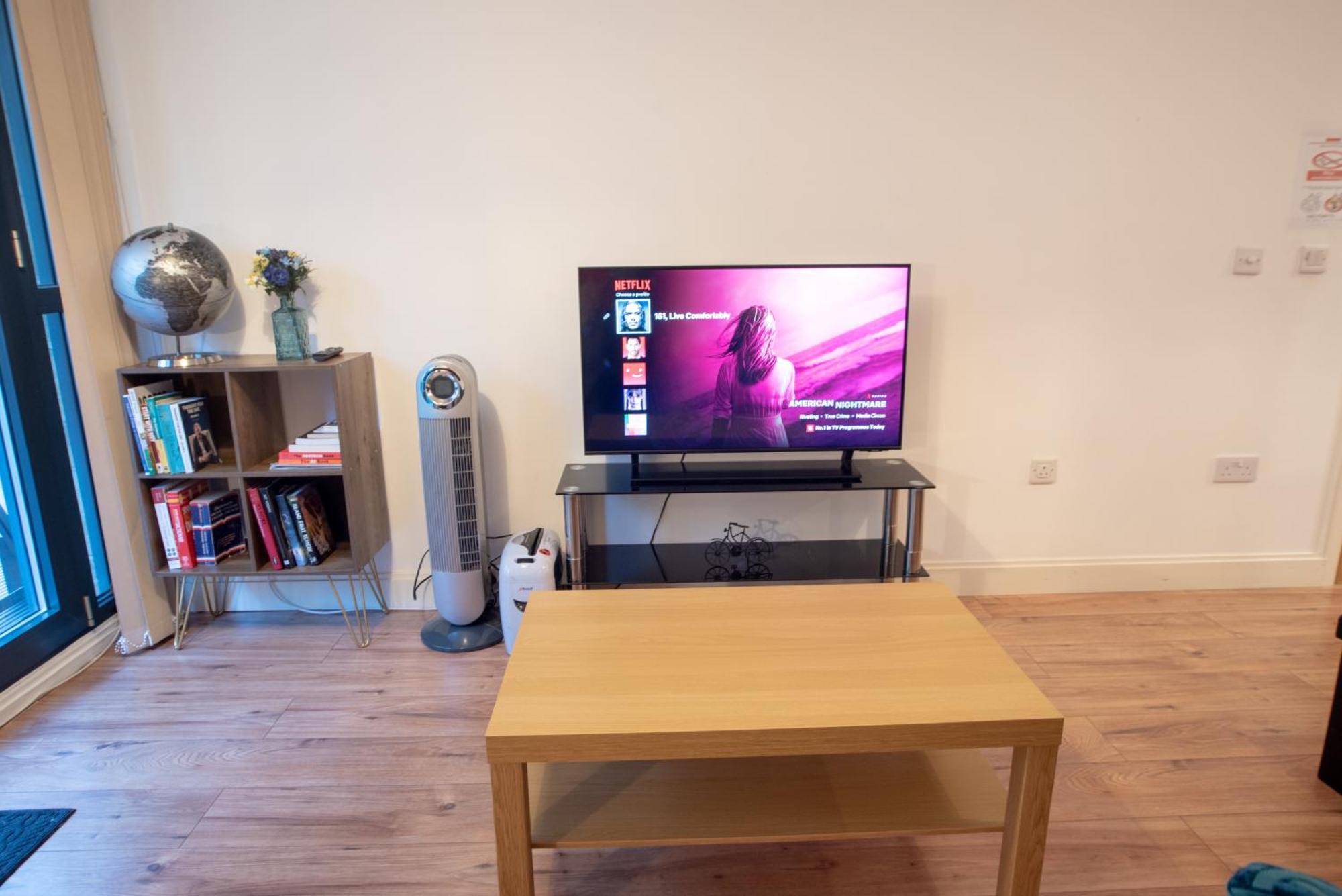 Spacious 1 Bed Apartment With Workspace, Coffee & Free Secure Parking Birmingham Exteriér fotografie